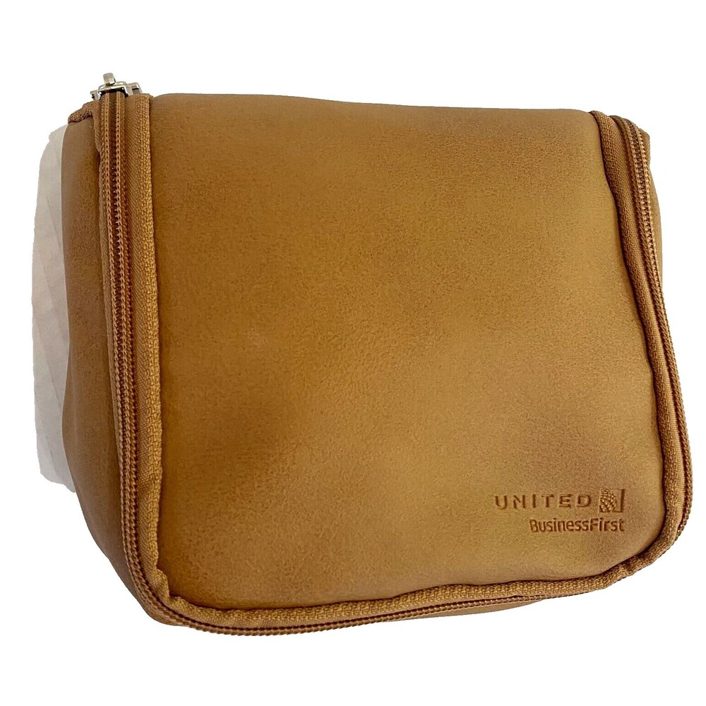 United Airlines Business Class Polaris Amenity Kit Khaki COWSHED Leather bag